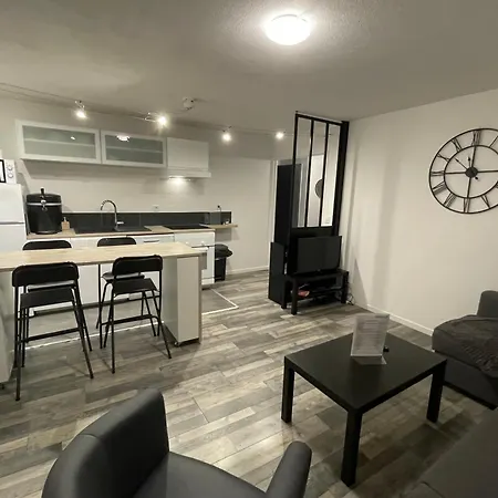 La Cardonille Avec Patio Apartment *